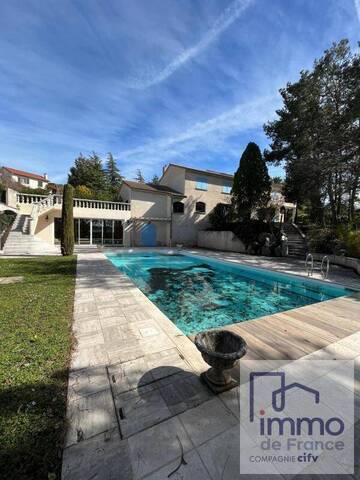 Location maison villa 10 pièces 374 m² à Villars (42390) VILLARS