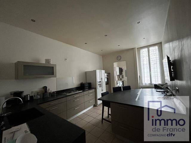 Location appartement t4 112 m² à Saint-Étienne (42000) FAC - TREFILERIE