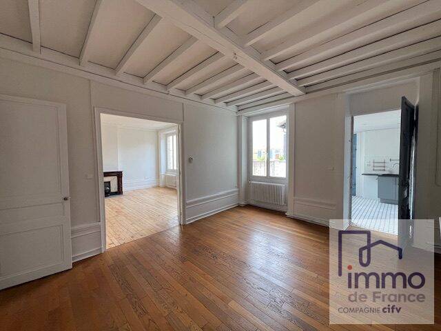 Vente Appartement 5 pièces 166.53 m² Saint-Étienne 42000