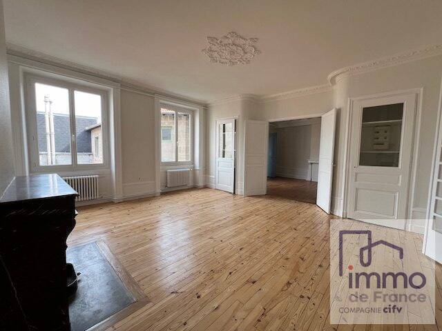 Vente Appartement 5 pièces 166.53 m² Saint-Étienne 42000