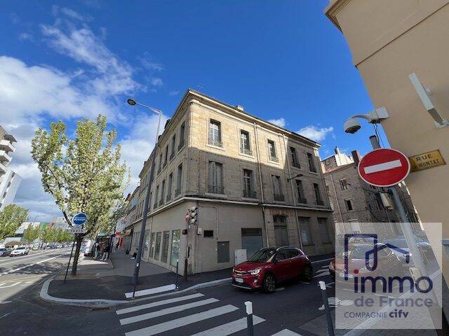 Vente Appartement 5 pièces 162.2 m² Saint-Étienne 42000