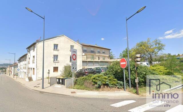 Location Parking garage individuel Saint-Jean-Bonnefonds 42650 ST JEAN BONNEFONDS