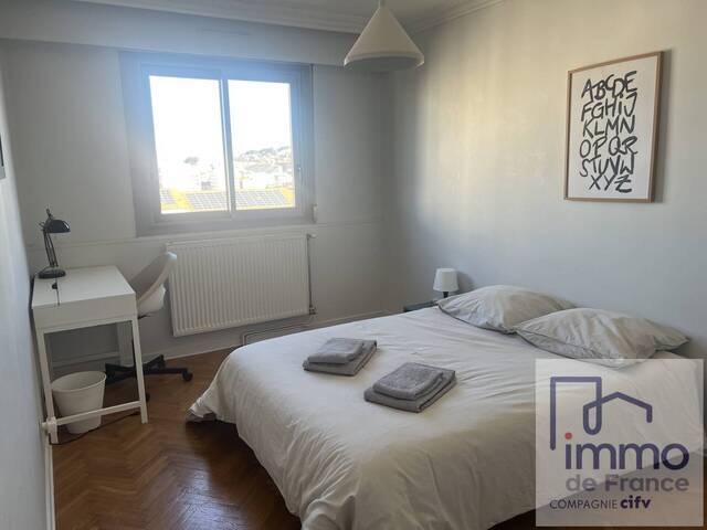 Vente Appartement 4 pièces 84 m² Saint-Étienne 42100