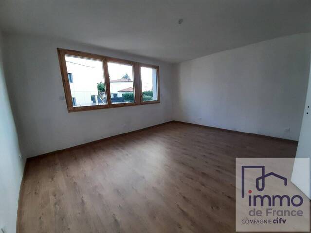 Vente Appartement 4 pièces 85.5 m² Saint-Bonnet-les-Oules 42330