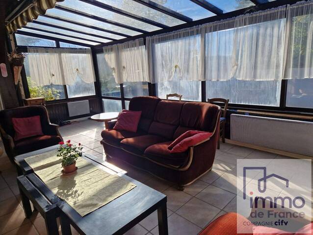 Vente Maison villa 7 pièces 158 m² Saint-Cyprien 42160