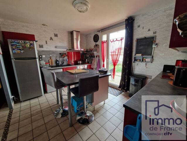 Vente Maison 6 pièces 104.4 m² Saint-Cyprien 42160