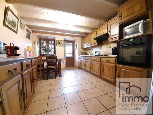 Vente Maison 6 pièces 104 m² Usson-en-Forez 42550