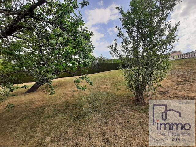 Vente Terrain constructible 650 m² Saint-Just-Saint-Rambert 42170