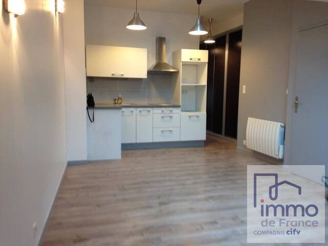 Location Appartement t3 42 m² Montbrison 42600