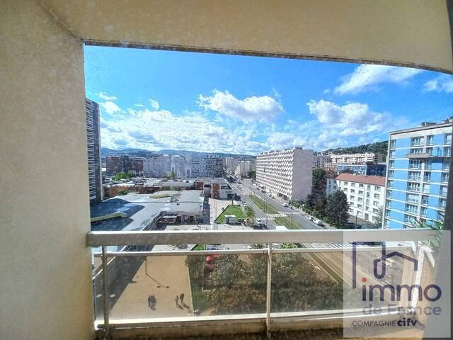 Vente Appartement 5 pièces 96 m² Saint-Étienne 42000