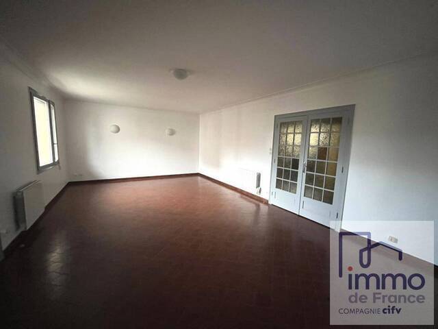 Location Appartement t4 97 m² Saint-Étienne 42000