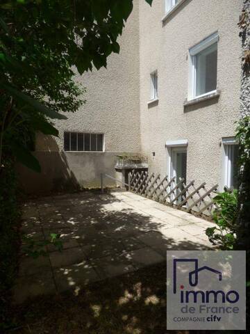 Location Maison de village 4 pièces 96 m² Sainte-Catherine 69440