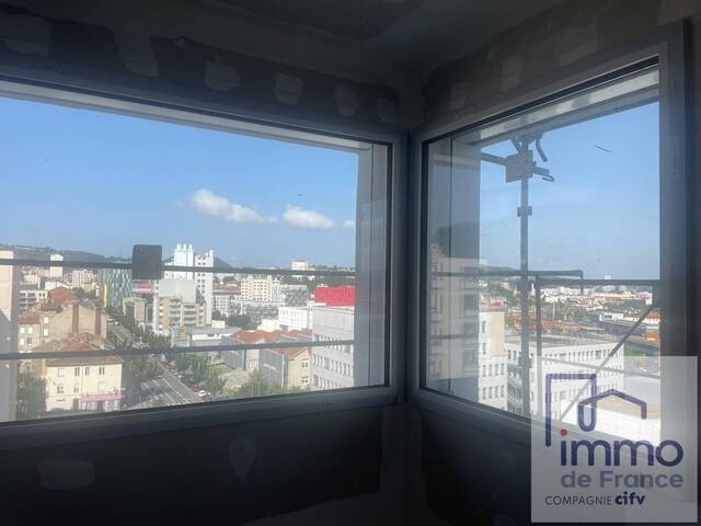 Vente Appartement 2 pièces 51.3 m² Saint-Étienne 42000