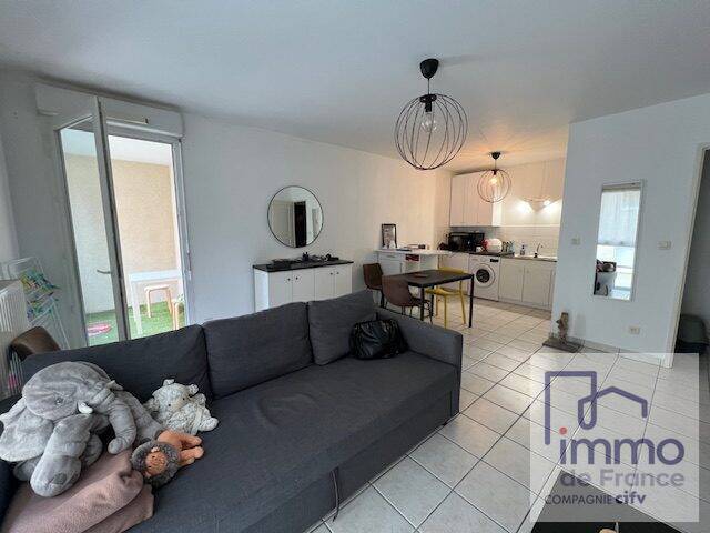 Vente Appartement 2 pièces 46.79 m² Saint-Étienne 42100