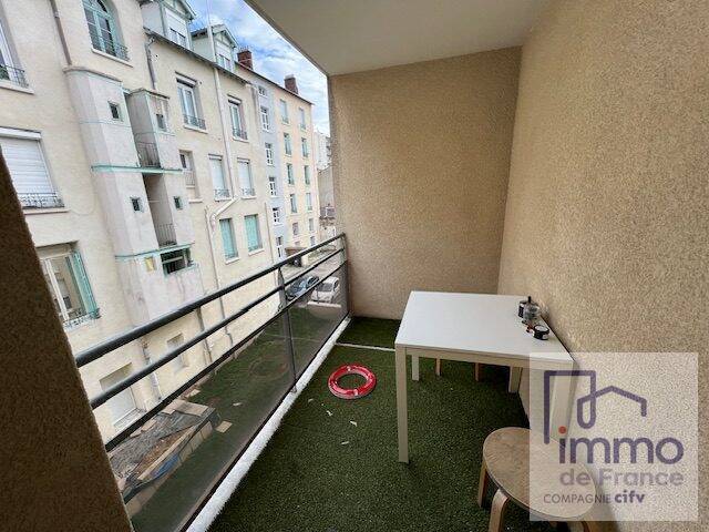 Vente Appartement 2 pièces 46.79 m² Saint-Étienne 42100