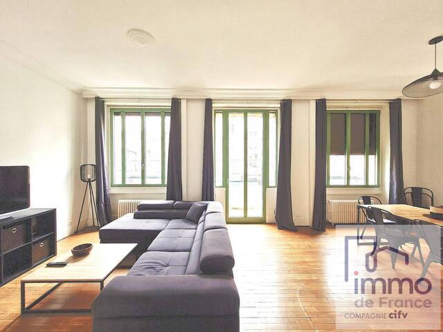 Vente Appartement 6 pièces 126 m² Saint-Étienne 42100