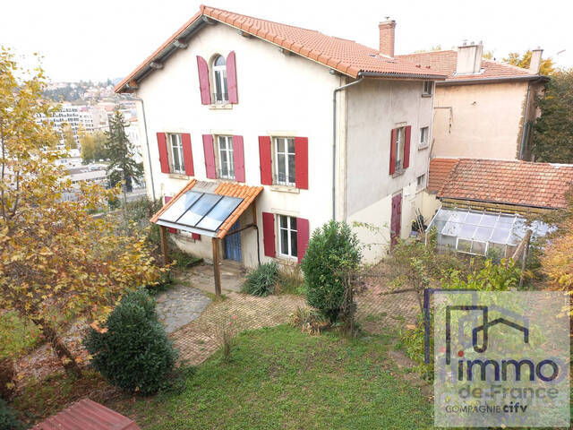 Vente Maison ancienne 10 pièces 260 m² Le Puy-en-Velay 43000