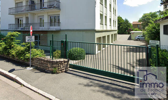 Location Parking garage individuel Saint-Étienne 42000 LA TERRASSE