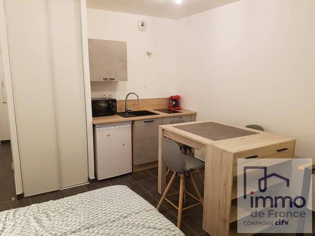 Location Appartement t1 24 m² Saint-Étienne 42000 CHÂTEAUCREUX