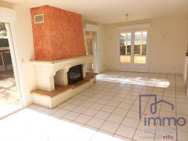 Vente Maison villa 7 pièces 125 m² Brives-Charensac 43700