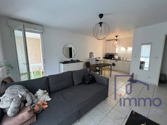 Vente Appartement 2 pièces 46.79 m² Saint-Étienne 42100