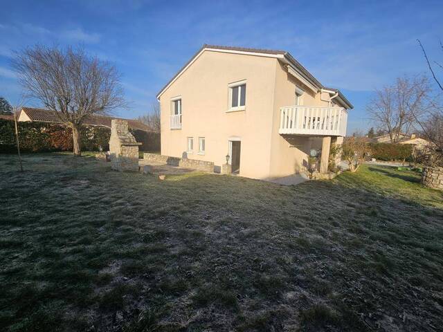 Location Maison individuelle 5 pièces 130 m² Saint-Romain-le-Puy 42610