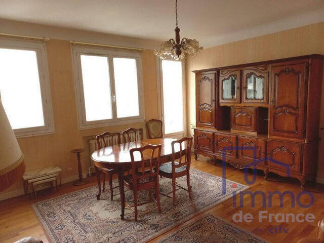 Vente Appartement 5 pièces 90 m² Le Puy-en-Velay 43000