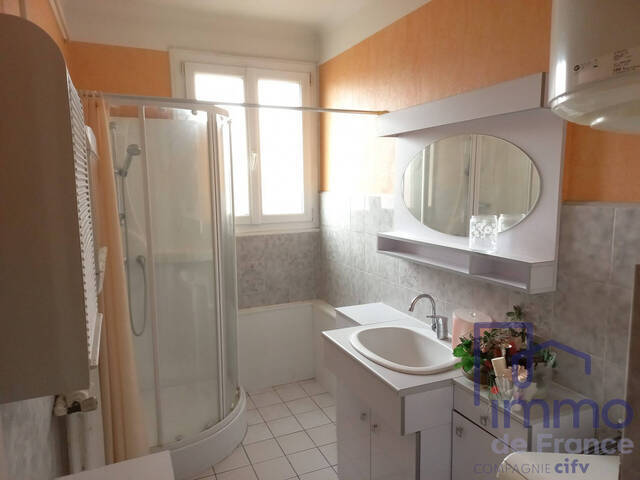 Vente Appartement 5 pièces 90 m² Le Puy-en-Velay 43000