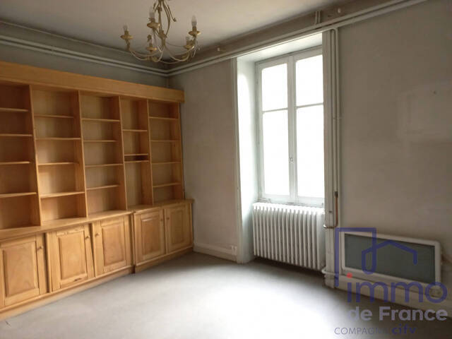 Vente Maison ancienne 10 pièces 260 m² Le Puy-en-Velay 43000