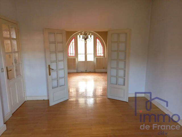 Vente Maison ancienne 8 pièces 132 m² Vals-près-le-Puy 43750