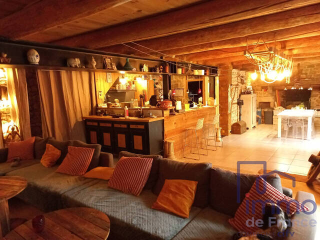 Vente Maison ferme 5 pièces 167 m² Le Puy-en-Velay 43000