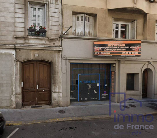 Vente Local entrepôt 150 m² Saint-Étienne 42000