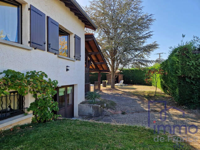 Vente Maison villa 7 pièces 158 m² Saint-Cyprien 42160