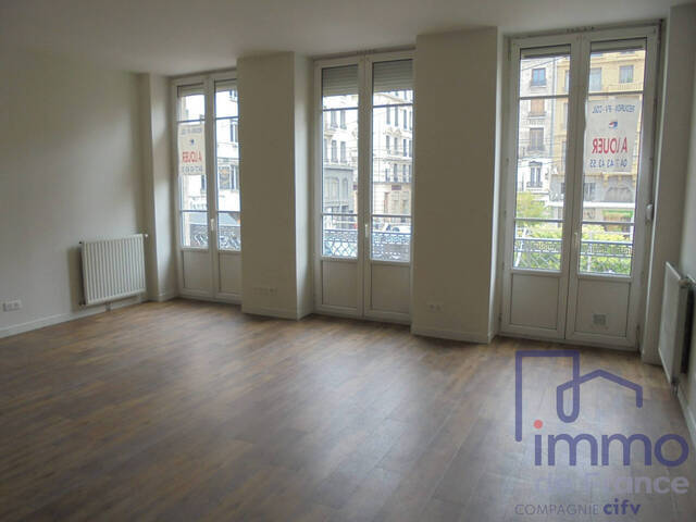 Vente Appartement 2 pièces 77.75 m² Saint-Étienne 42000