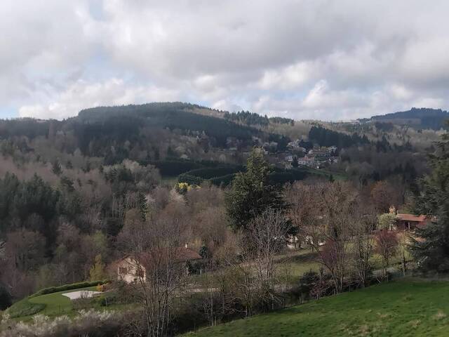 Location Appartement t3 50 m² Luriecq 42380