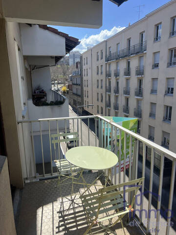 Vente Appartement 2 pièces 29.85 m² Saint-Étienne 42100
