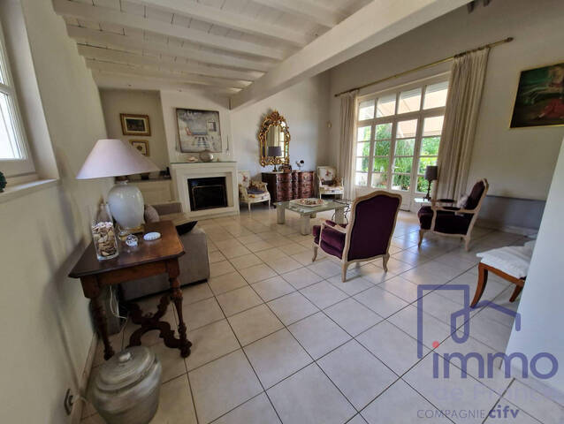 Vente Maison 5 pièces 160 m² Chambœuf 42330