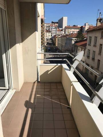 Rent Apartment t1 35 m² Saint-Étienne 42100 CENTRE DEUX