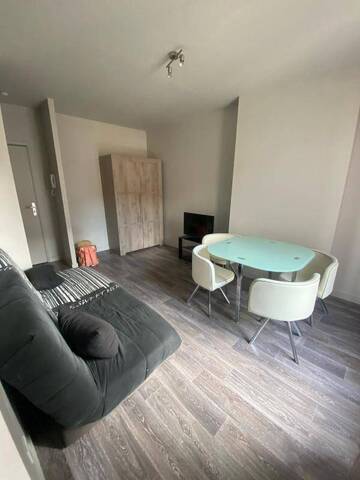 Location Appartement t2 1 pièce 29 m² Le Puy-en-Velay 43000