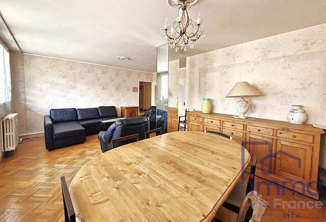 Sale Apartment 4 rooms 76.26 m² Saint-Étienne 42000