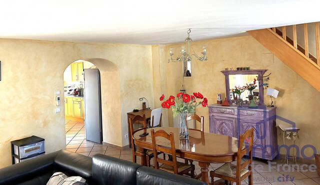 Sale House 5 rooms 109.33 m² Saint-Étienne 42000