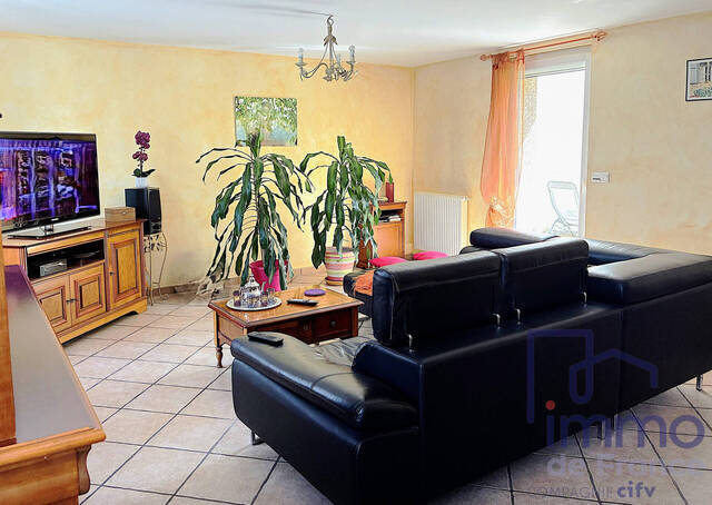 Sale House 5 rooms 109.33 m² Saint-Étienne 42000