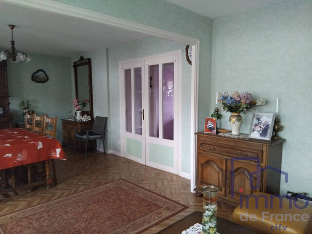 Sale Apartment 4 rooms 81.57 m² Le Puy-en-Velay 43000