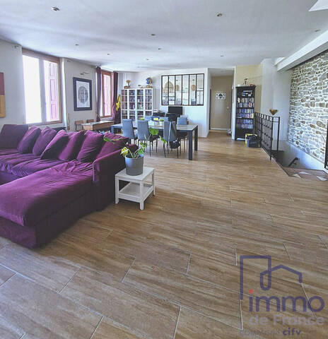 Sale Apartment 5 rooms 139 m² Saint-Chamond 42400