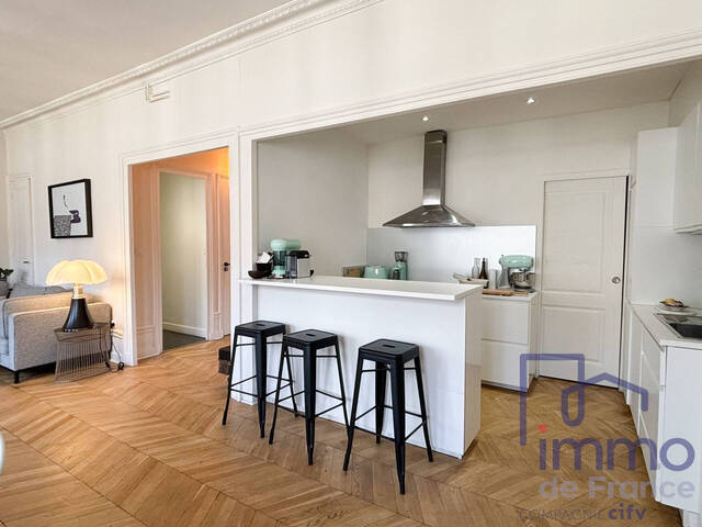 Sale Apartment 3 rooms 91.48 m² Saint-Étienne 42000