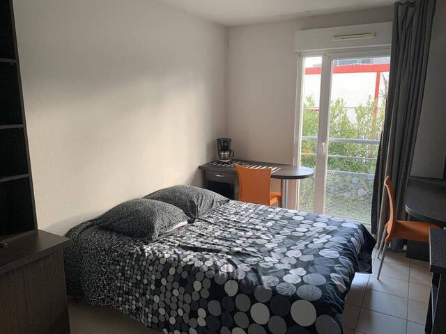 Location Appartement studio 1 pièce 19 m² Saint-Priest-en-Jarez 42270 HÔPITAL NORD