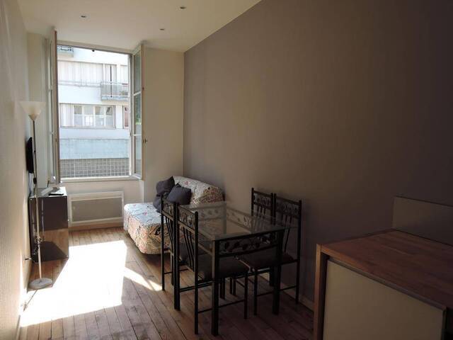Rent Apartment t2 28 m² Saint-Étienne 42000