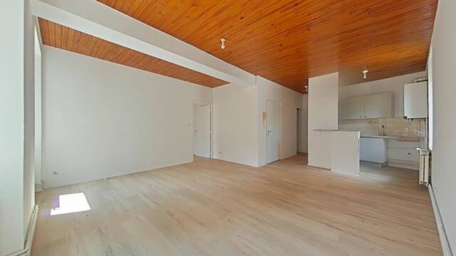 Rent Apartment t2 45 m² Planfoy 42660