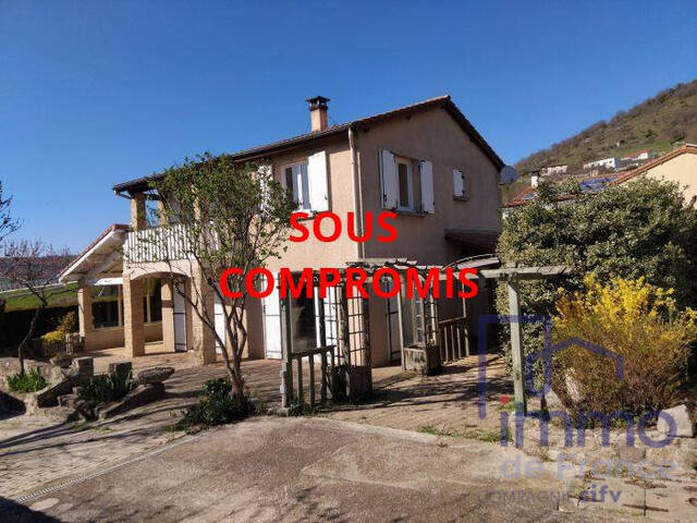 Sale House villa 7 rooms 125 m² Saint-Germain-Laprade 43700