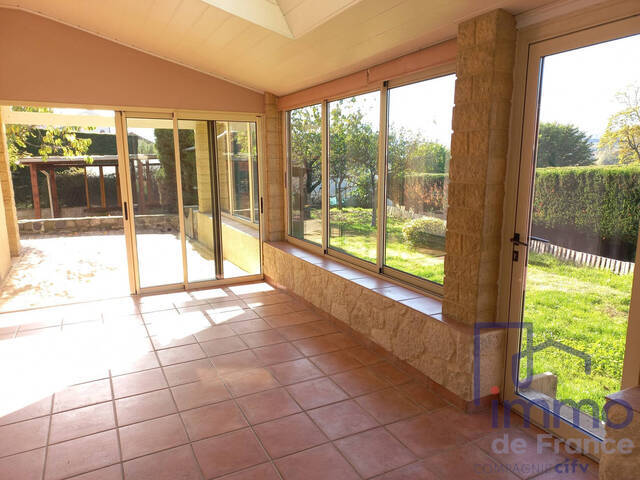 Sale House villa 7 rooms 125 m² Saint-Germain-Laprade 43700